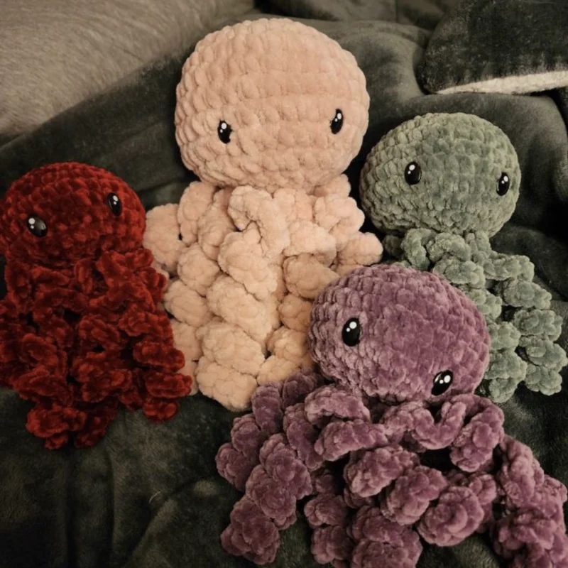 Handmade Complete Beginner Crochet Kit, Hand Knitting Toy, Weaving Kit, Animal Crocheting Craft , Octopus Toy, Home Decoration