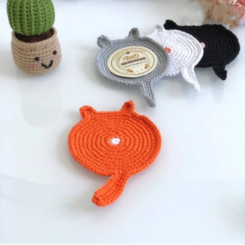 Woolen Animal Crochet Insulation Mat Hand-knitted Mark Coasters Cartoon American Mouse, Anti-scalding Table Mat, Super Cute,