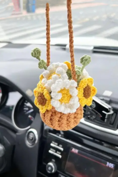 Creative Car Pendant Handwoven Flower Basket Car Rearview Mirror Mini Flower Decor Hangings Auto Hook Woven Pot Plant Interior