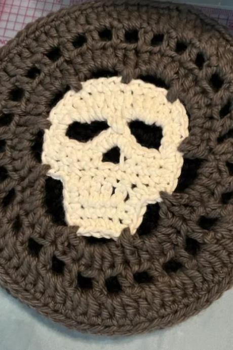 Halloween Table Decor With Spooky Skull Pattern, Table Place Mat, Knitted Fabric Coasters For Dining Table, Halloween Decor