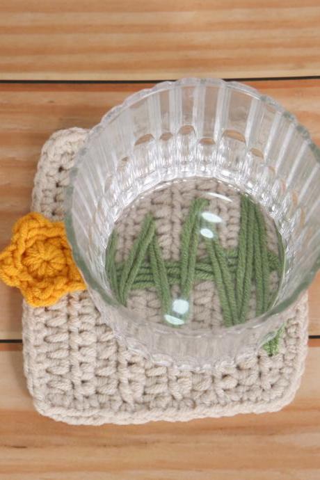 Knitted Sunflower Coaster Hand Woven Flower Placemat Heat Resistant Teapot Cup Mat Tablewear Pad For Table Protection Home Decor
